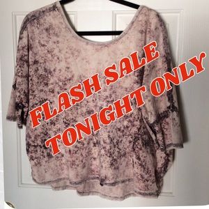 🔴 50% OFF 🔴 Ecote acid wash off the shoulder top
